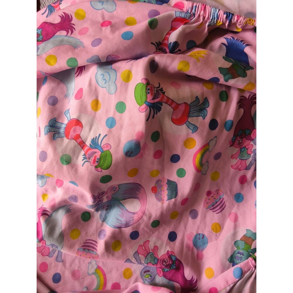 2018 Dreamworks Trolls Fitted Sheet Crib/Toddler Rainbows Trolls Cute Positive